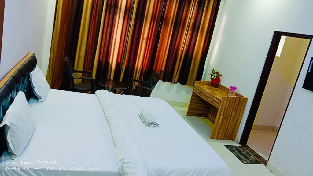 Mauji'S Villa Hotel & Guest House Prayagraj Exterior photo
