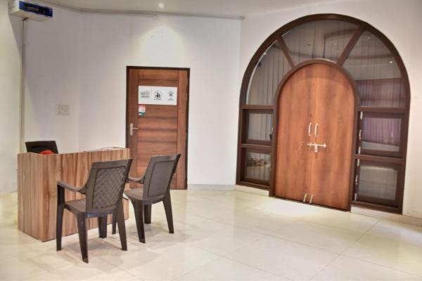 Mauji'S Villa Hotel & Guest House Prayagraj Exterior photo