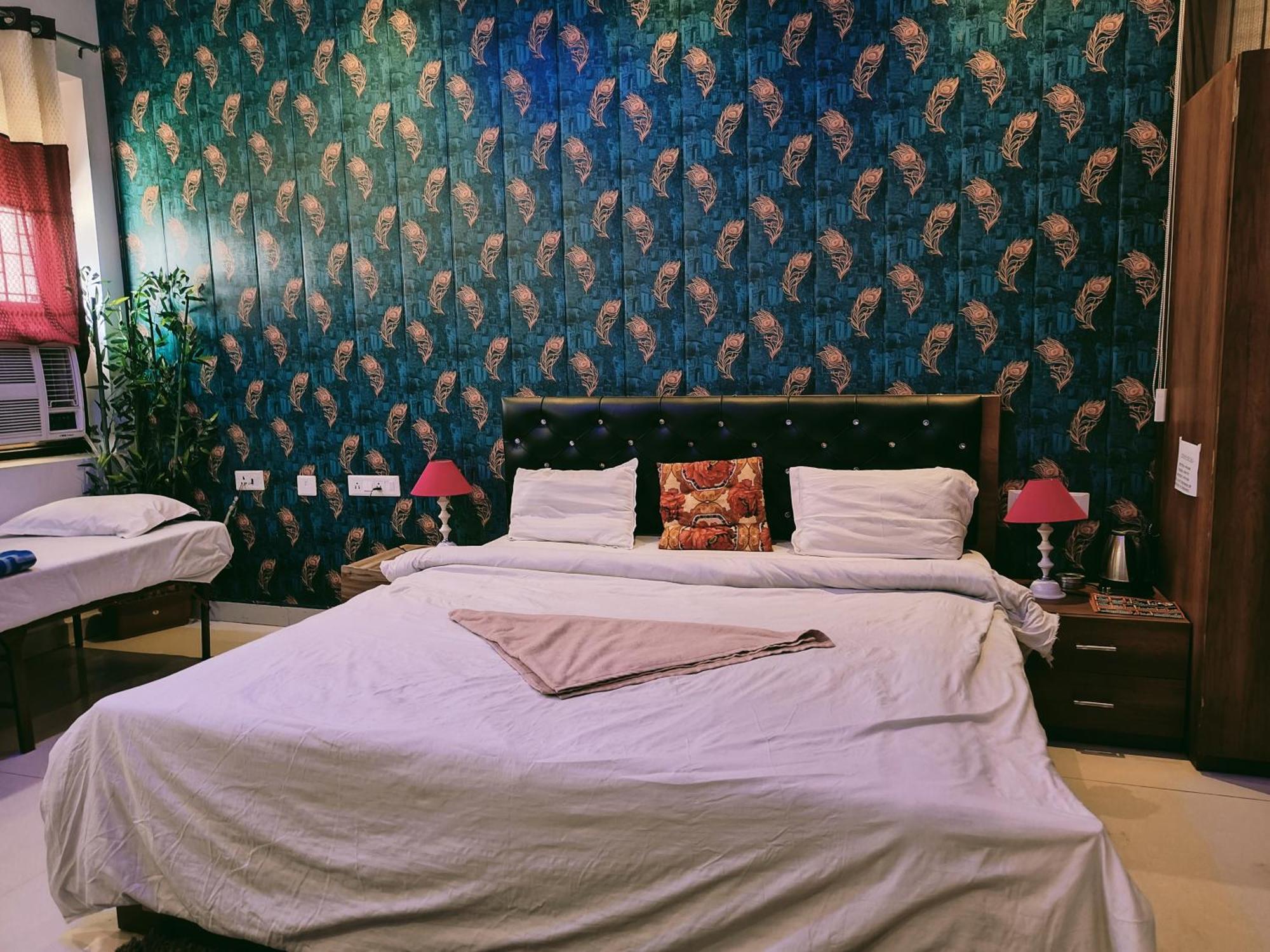 Mauji'S Villa Hotel & Guest House Prayagraj Exterior photo