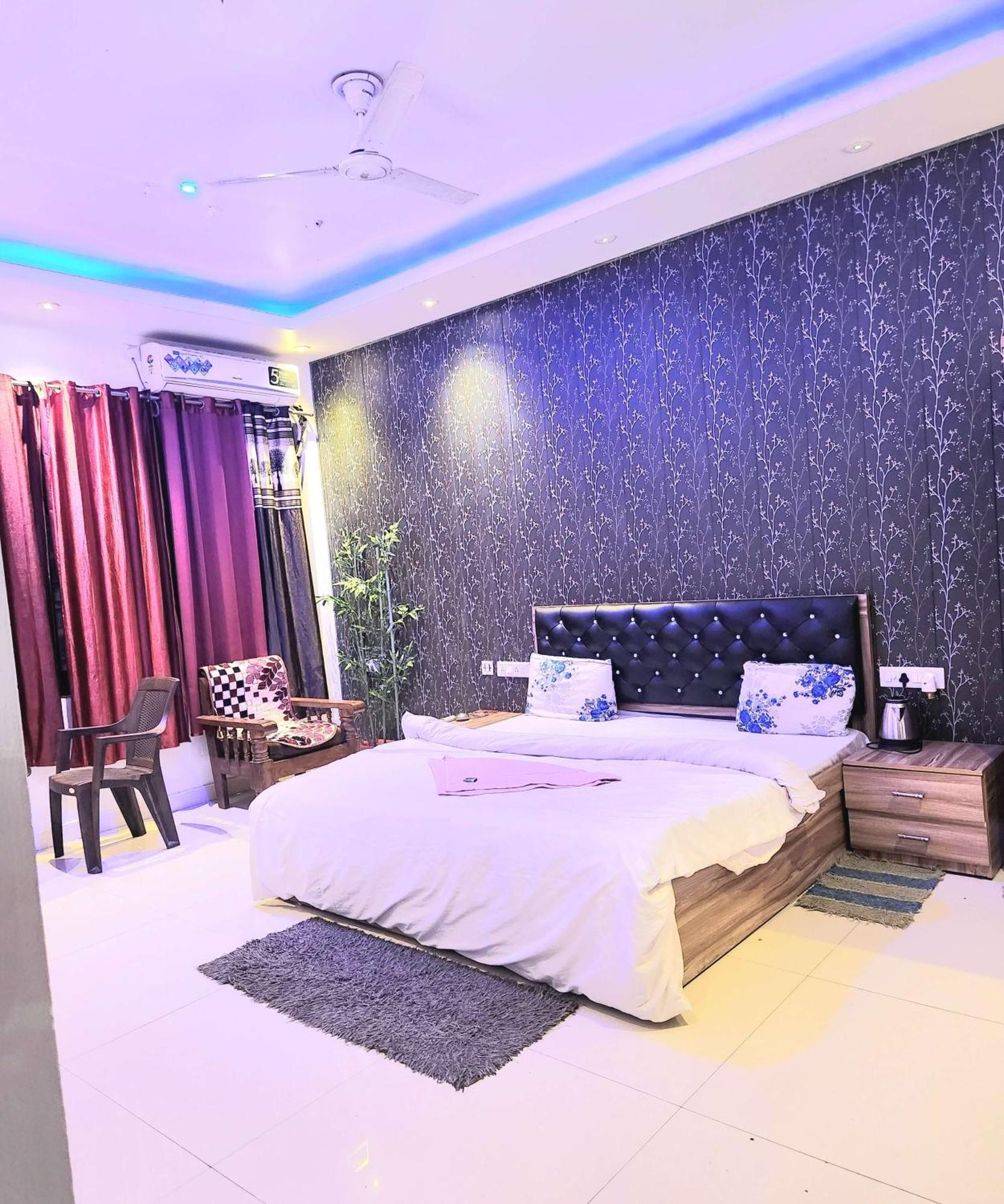 Mauji'S Villa Hotel & Guest House Prayagraj Exterior photo